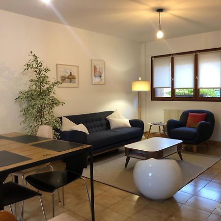 Maison De Village Avec Jardinet Bruguieres エクステリア 写真